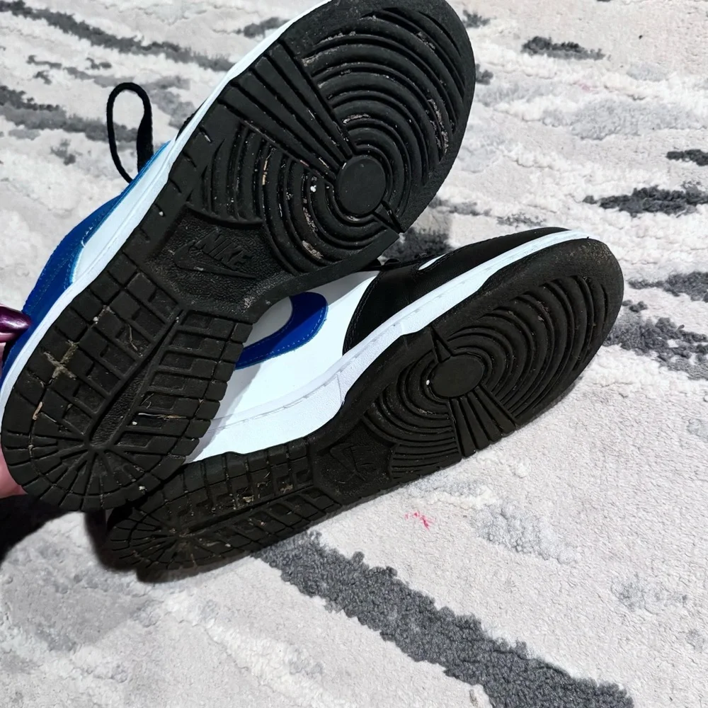 Nike dunks - Picture 2 of 3